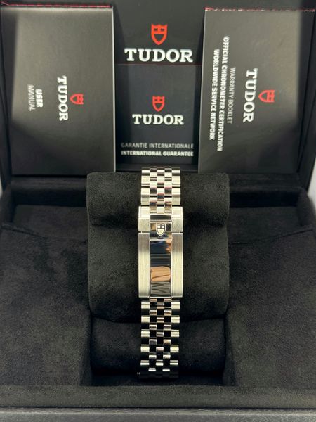 Tudor Black Bay Chrono M79360b-0002